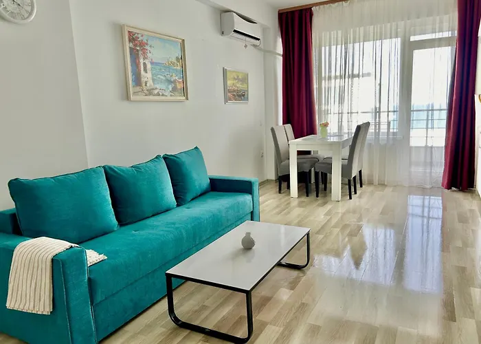 Acqua Marine Summerland