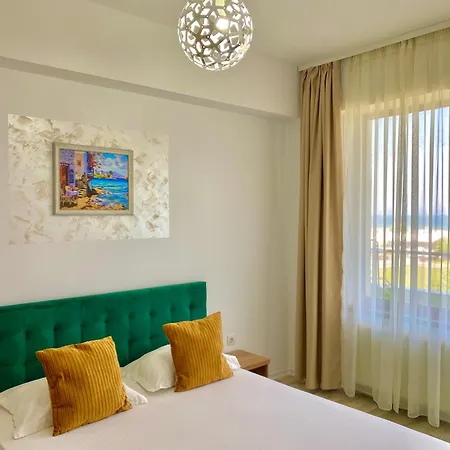 Apartment Aquamarine Summerland