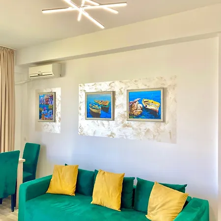 Acqua Marine Summerland Apartamento *