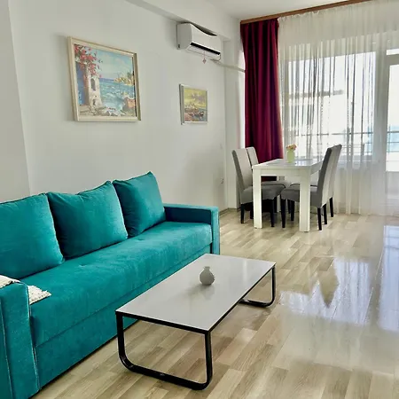 Acqua Marine Summerland