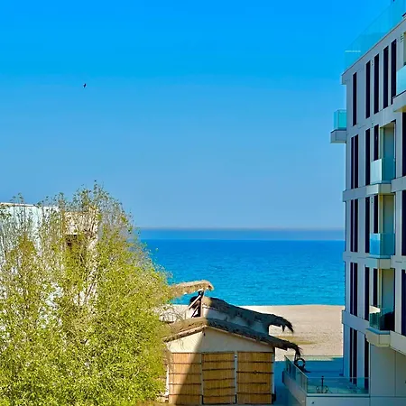 Aquamarine Summerland Apartment Mamaia